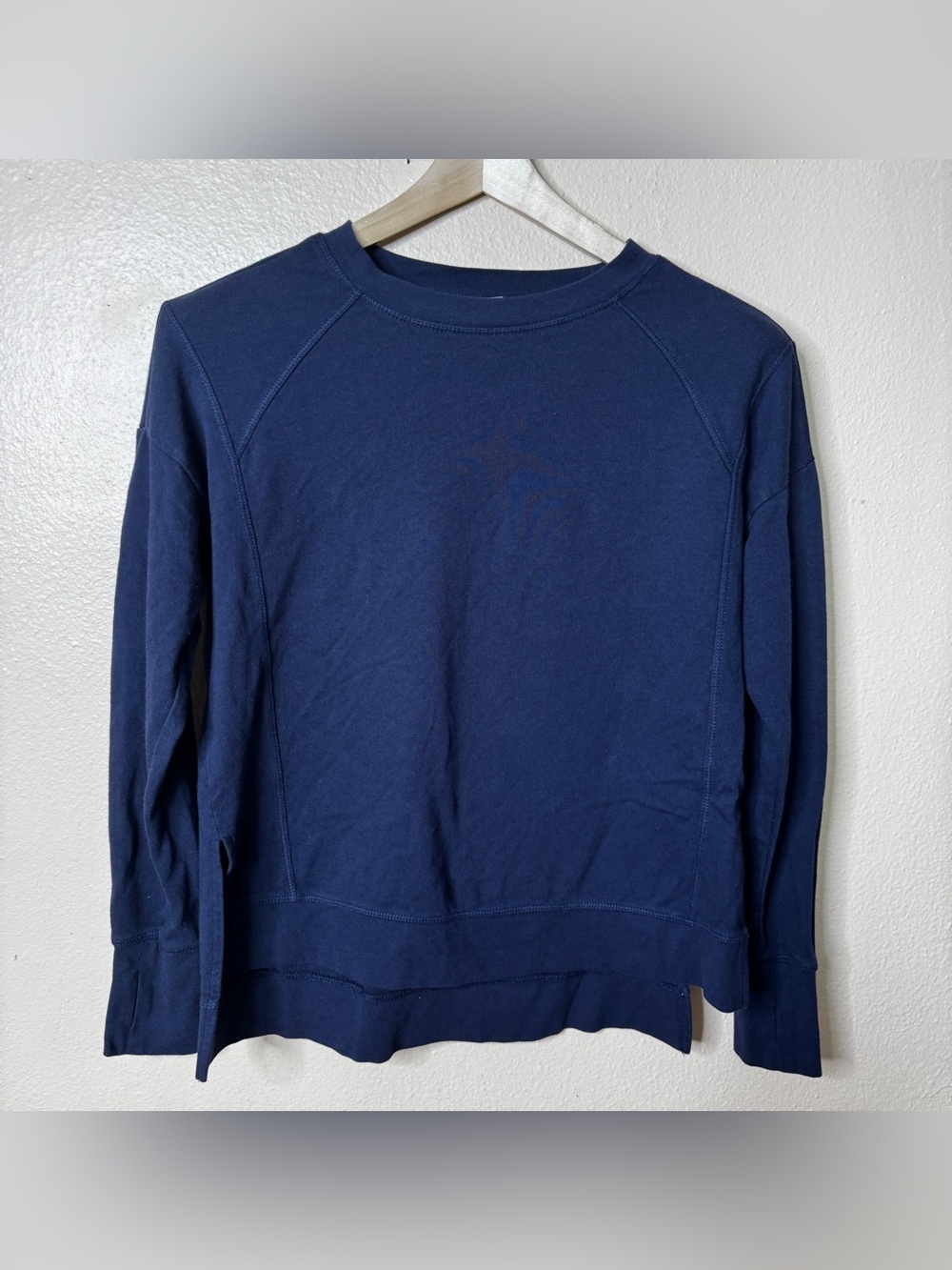 Sweaty Betty Sweatshirt Women XS Navy Crewneck After Class  Thumb Holes Pullover